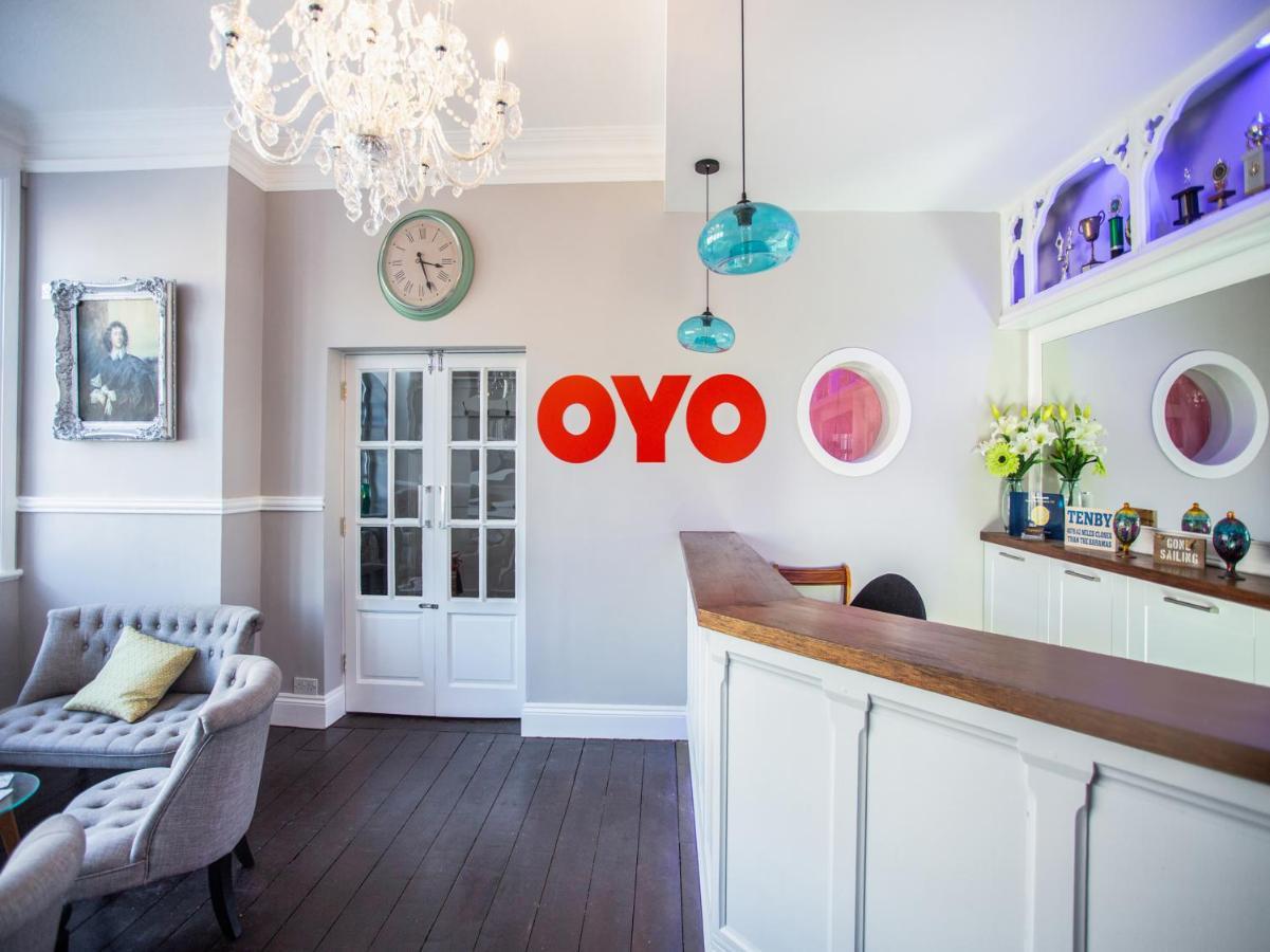 Hotel Oyo Timothy'S Tenby Exterior foto